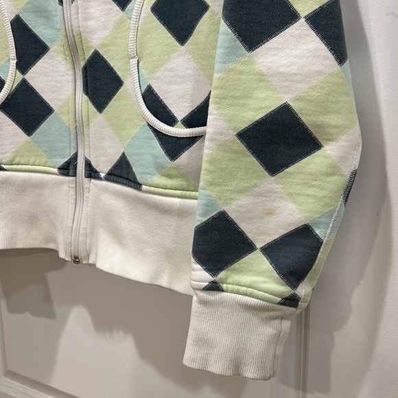 Lululemon Scuba Hoodie - Picture 3 of 6